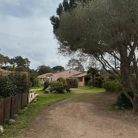 Maison 5 Personnes Bord De Avec Jardin Amenage Holiday home *