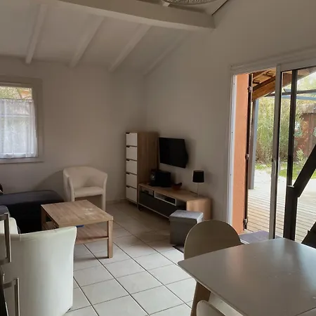 Maison 5 Personnes Bord De Avec Jardin Amenage Holiday home Zonza