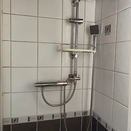 Maison 5 Personnes Bord De Avec Jardin Amenage בית נופש