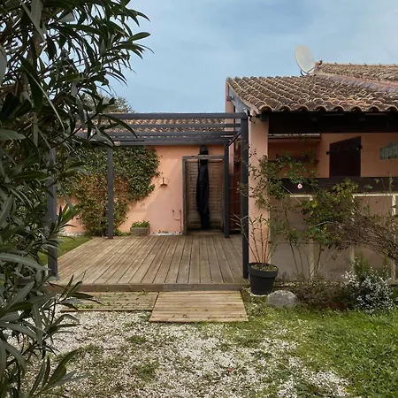 Maison 5 Personnes Bord De Avec Jardin Amenage *