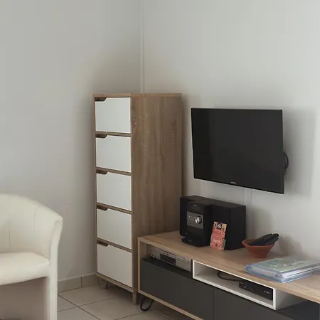 Maison 5 Personnes Bord De Avec Jardin Amenage זונזה